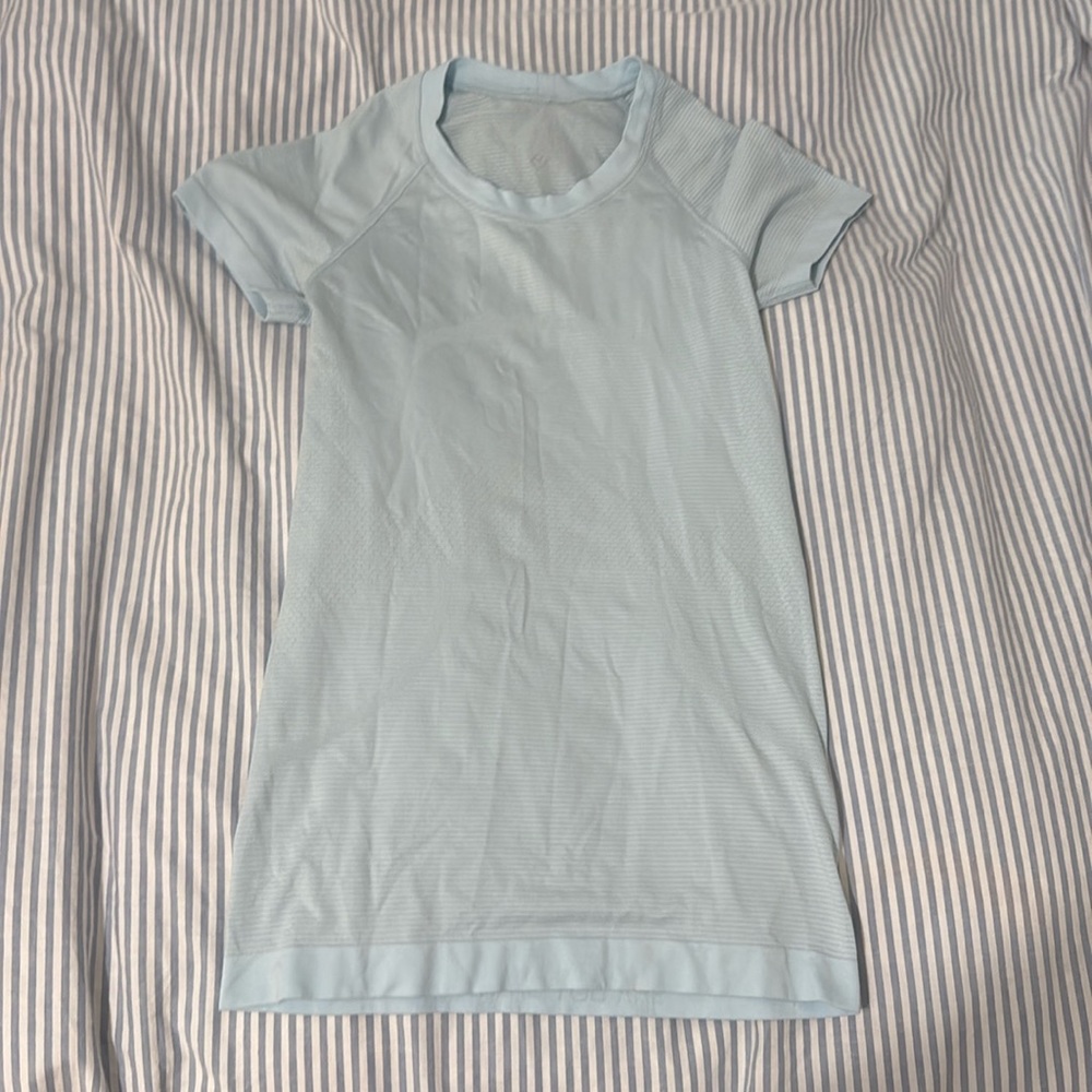 light blue short sleeve lululemon swiftly tech